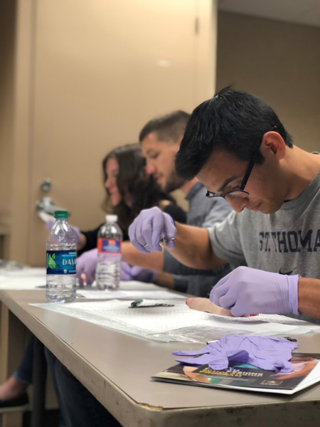 Picture 6_Suturing Clinic_10_2018